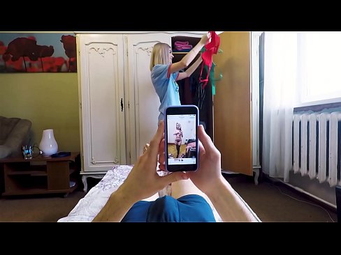 ❤️ A Stepsister fez o seu irmão ejacular mesmo antes da mãe chegar a casa ️❌ Pornuts em nós ❌️❤